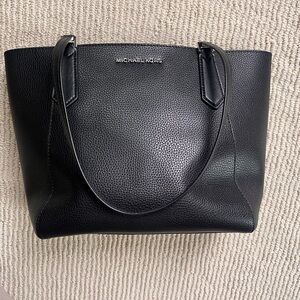 Michael Kors Black Pebbled Leather Tote like new